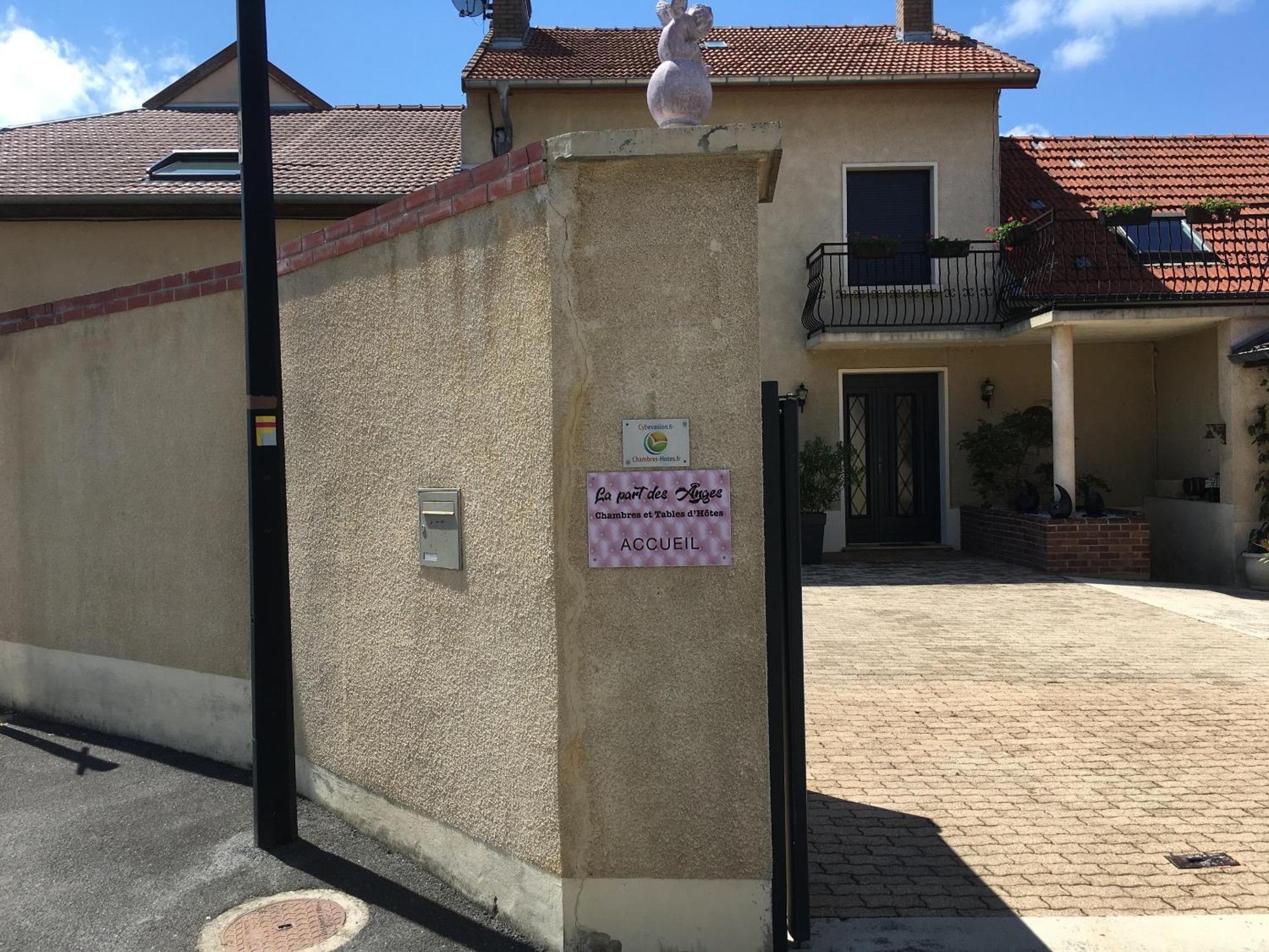 Hotel La Part Des Anges Mardeuil Exterior foto